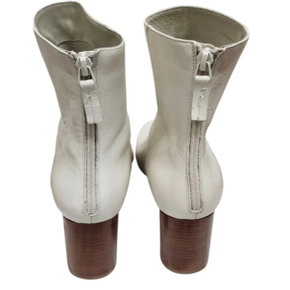 SANDRO Authentic off white Sacha boots/ Ankle Boots Size EU39/US8.5
